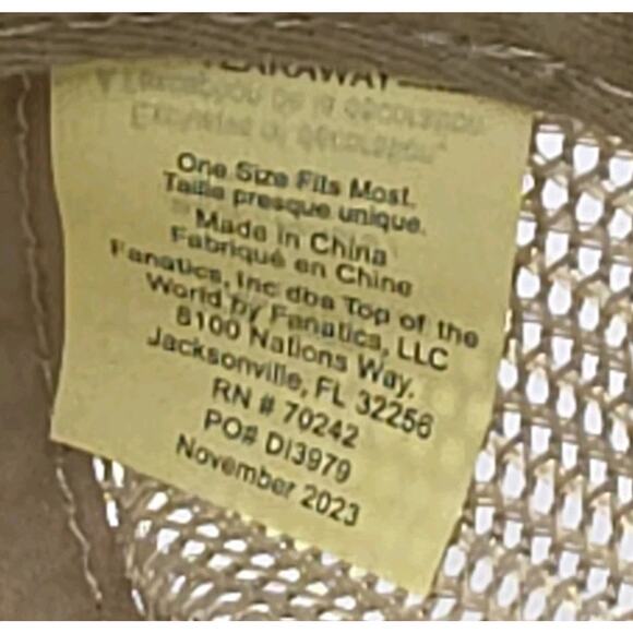 John Deere Top Of The World Trucker Hat They Told Me To Invest In Stock NWT - Picture 10 of 11